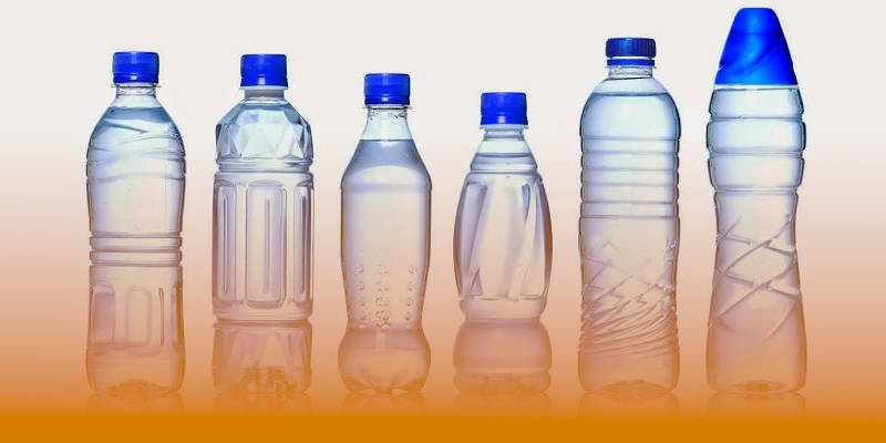 Riciclare bottiglie di plastica: ecco come fare