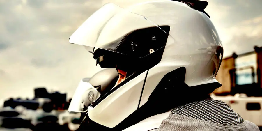 BMW Motorrad Fit-for-All: sistema di comunicazione integrabile nel casco
