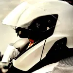 BMW Motorrad Fit-for-All: sistema di comunicazione integrabile nel casco