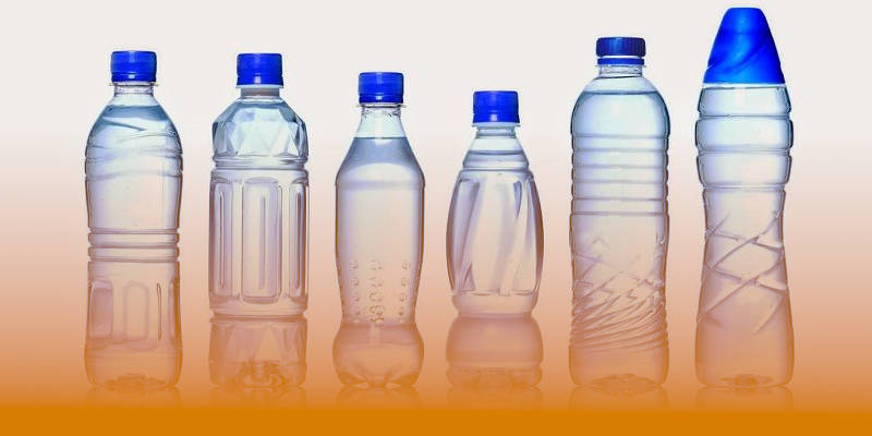 Riciclare bottiglie di plastica